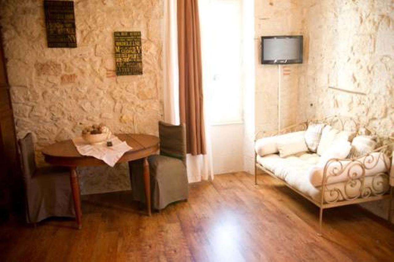 B&B L'Etape D'Angeline La Romieu Exteriör bild